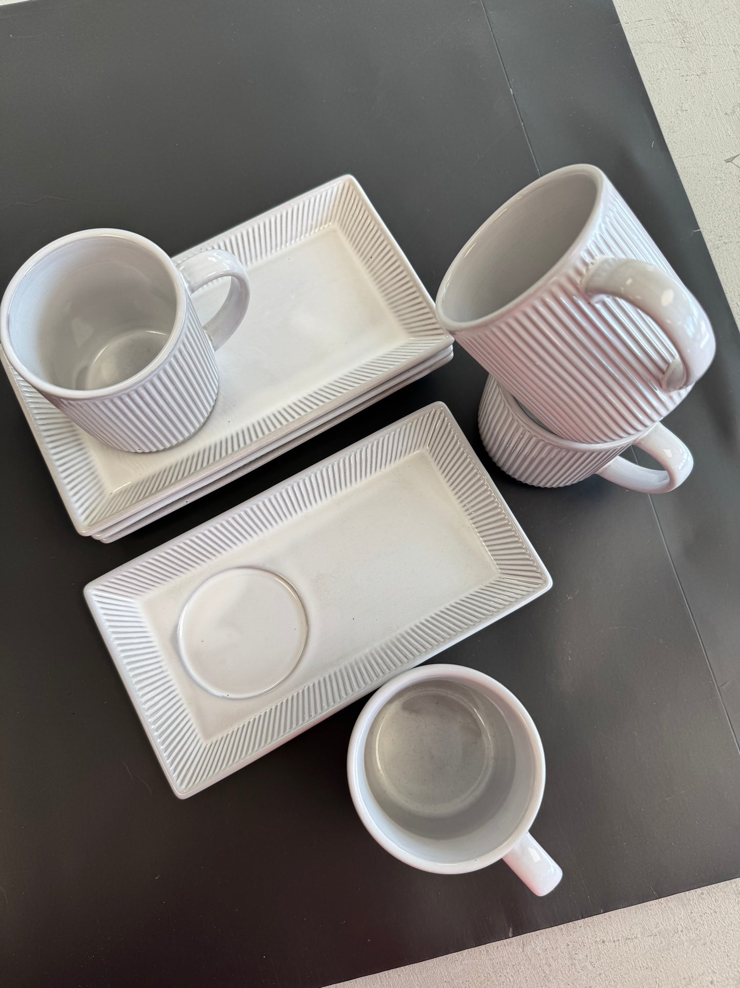 Set Of 4 Mugs & Cake Plates